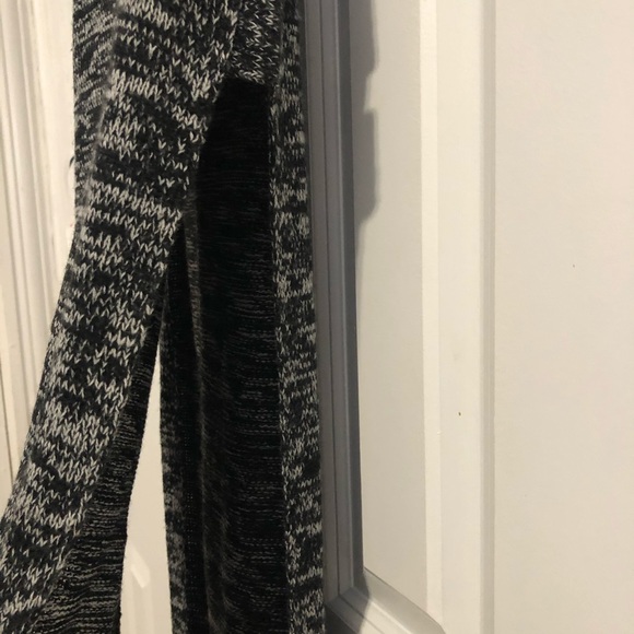 Material Girl Pulllover - Picture 6 of 9